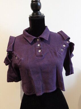 Fashion Brand Company 3-Collared  Crop Top
